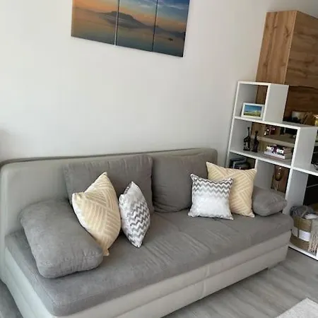 Edisonvilla213