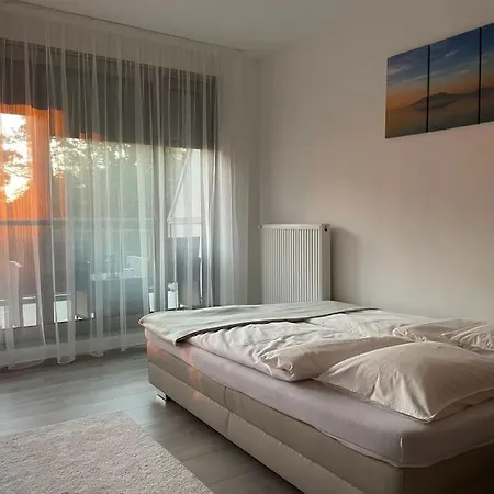 Edisonvilla213 *