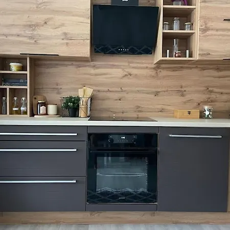 Edisonvilla213